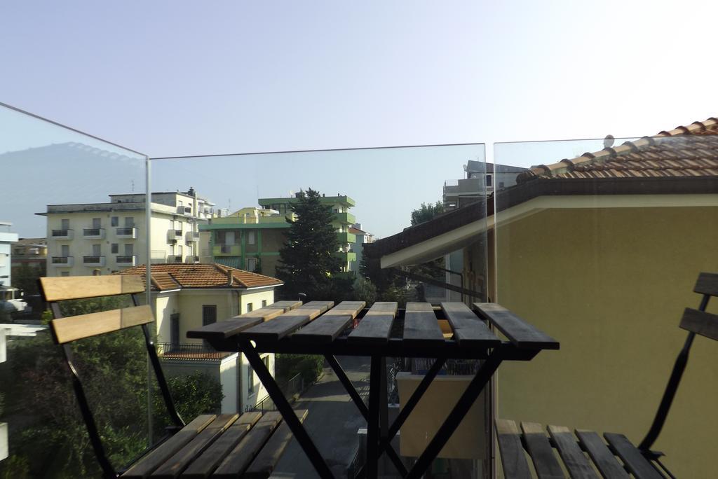 Residence Hotel Albachiara Rímini Exterior foto