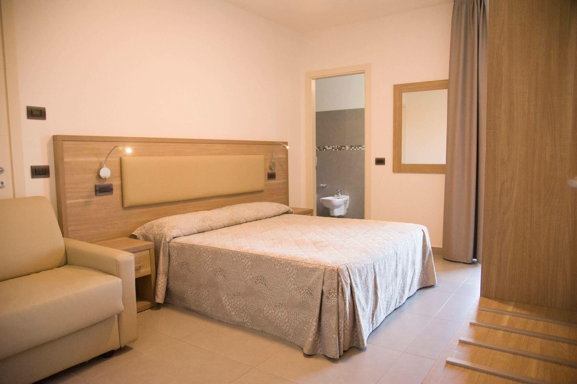 Residence Hotel Albachiara Rímini Exterior foto