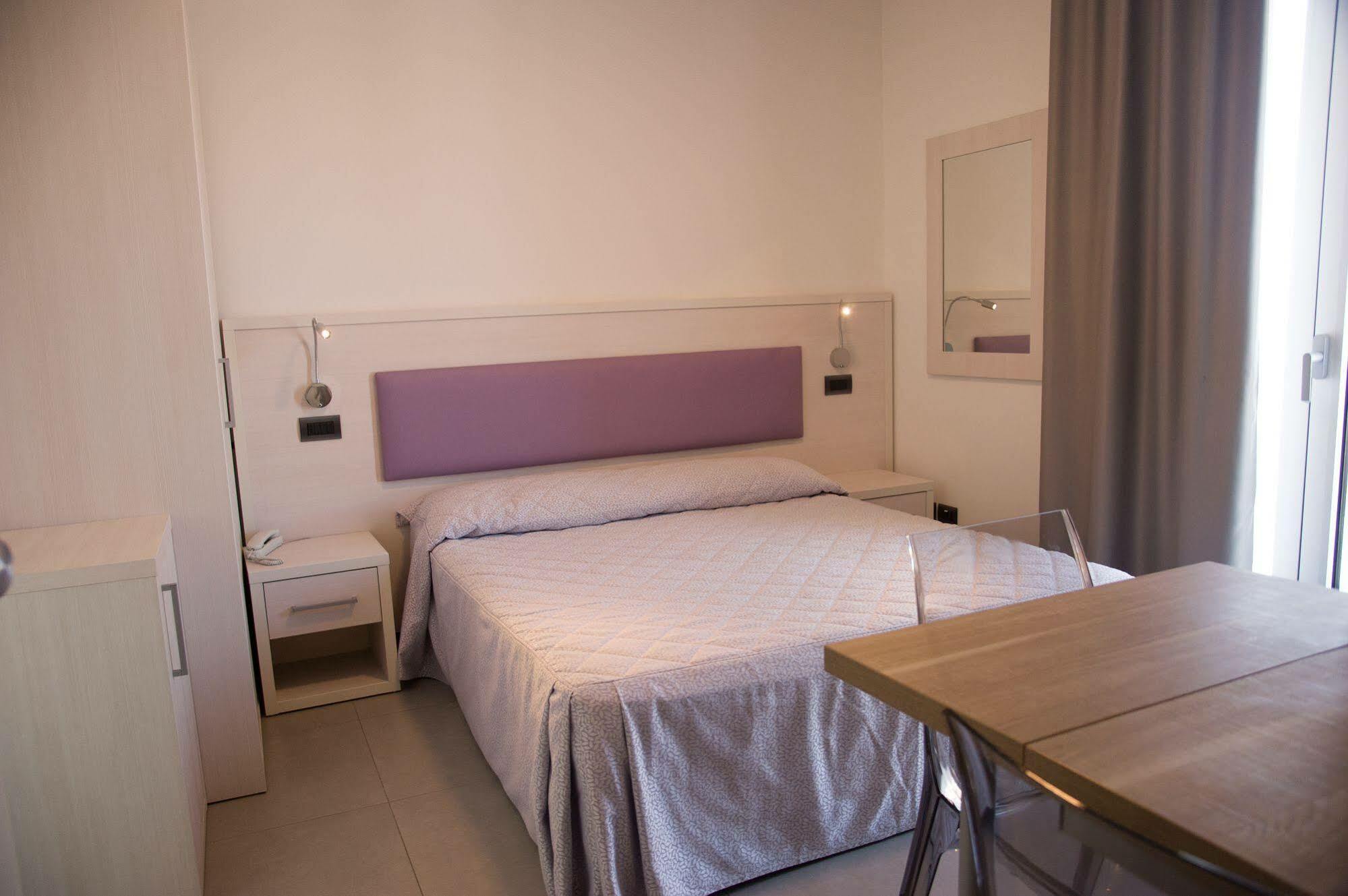 Residence Hotel Albachiara Rímini Exterior foto
